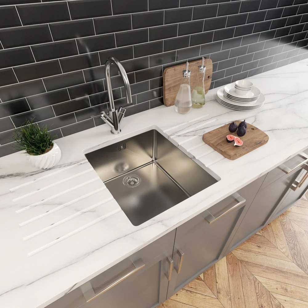 Astini Serena 1.0 Bowl Stainless Steel Undermount Kitchen Sink & Waste 4034 - Image 2