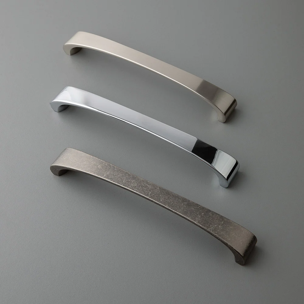 Brent D Handle Kitchen/Bedroom Door Handle Pewter - Image 2