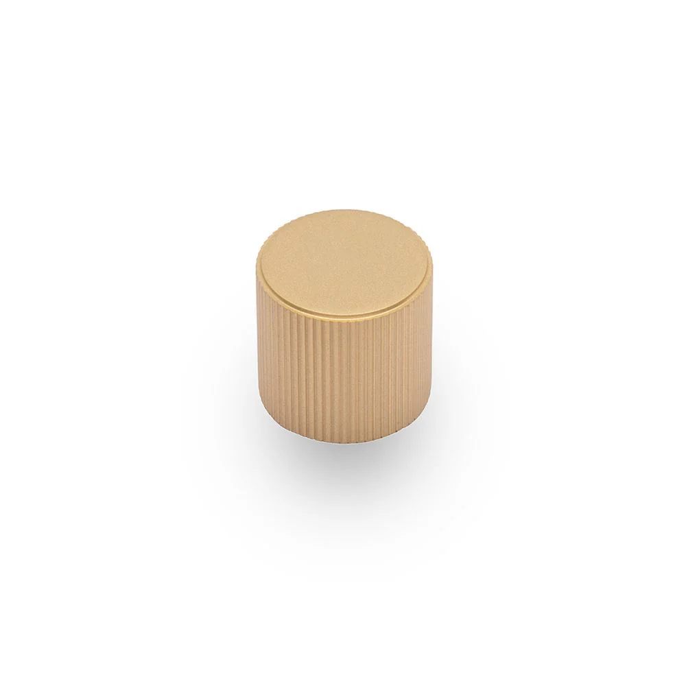 Linea Round Knob Kitchen/Bedroom Door Handle Satin Brass