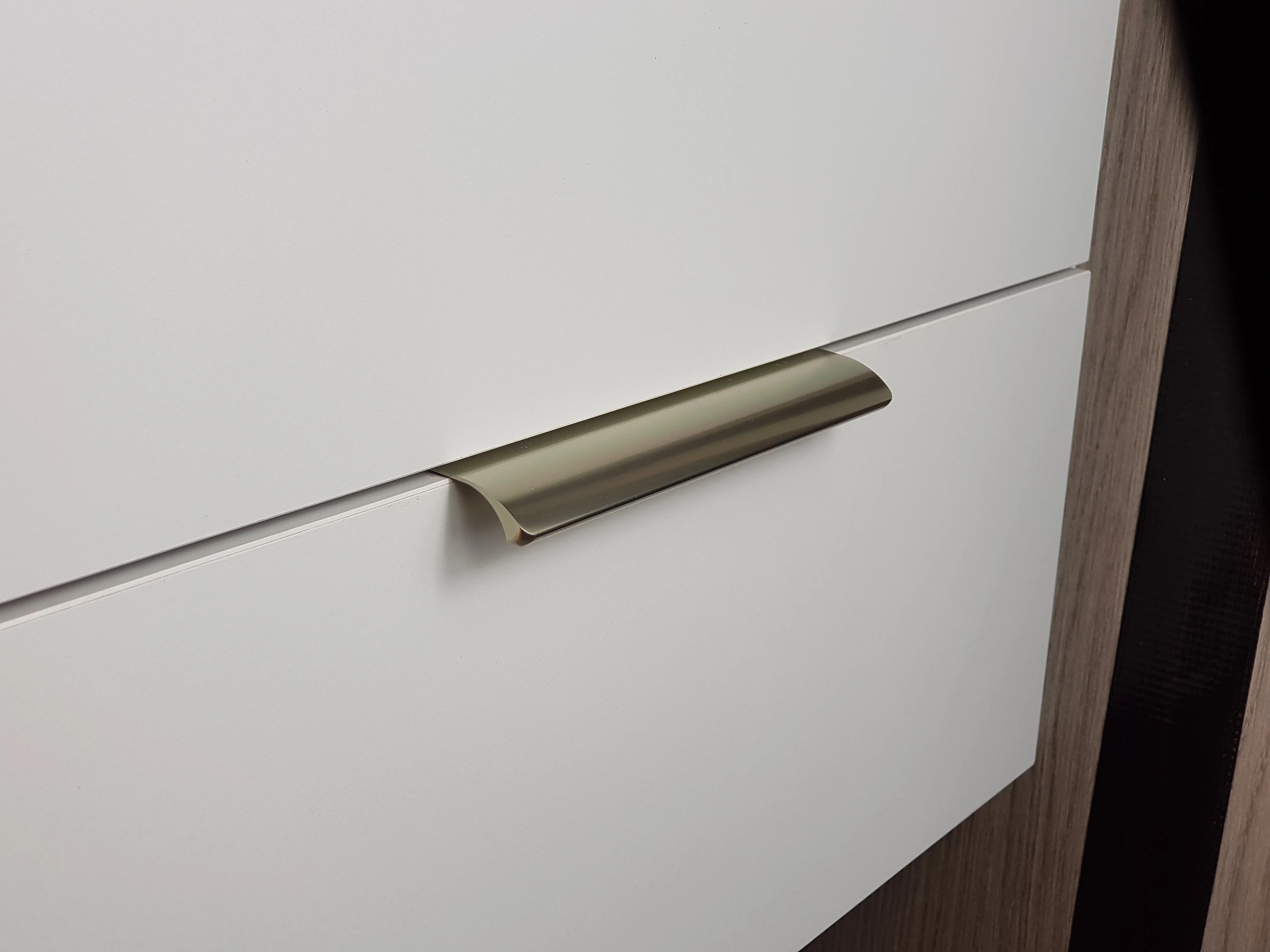 M4TEC Alva Bar Pull Handle – Matt Chrome Cabinet, Drawer & Cupboard Handle (VD3) - Image 2