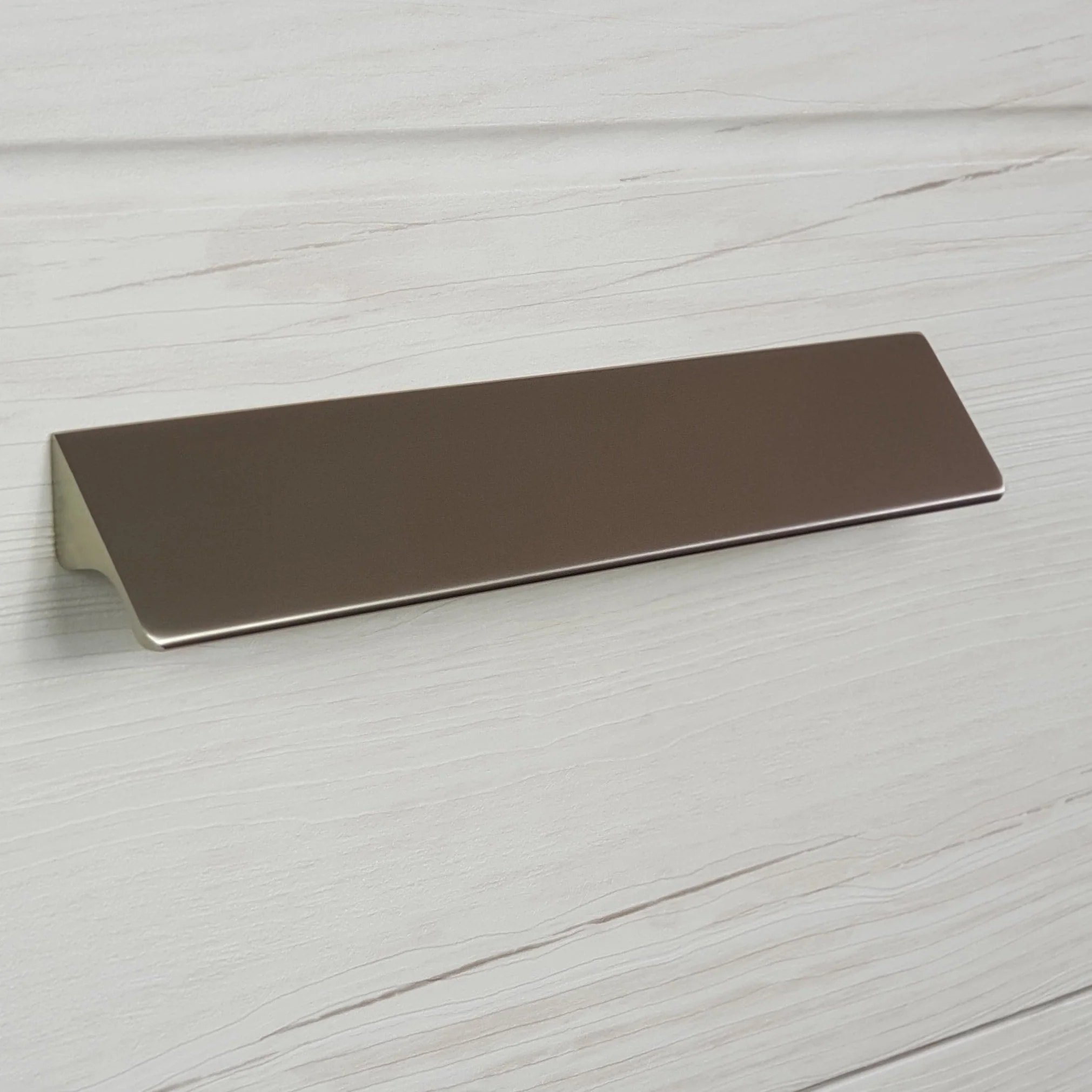 M4TEC Chrome Bar Pull Handle – Door, Drawer & Cupboard (VE8 Dalry Series, Multiple Sizes) - Image 5